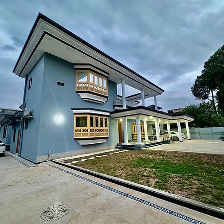 Royal Executive Inn Guest House Islamabad Esterno foto
